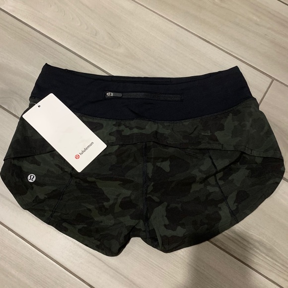 Lululemon Speed Up Short 2.5” Camo - Picture 7 of 7